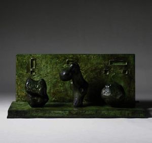 Henry Moore - Three Motives Against A Wall, No. 2