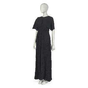 Valentina Sanina Schlee - Evening dress in black basket weave silk